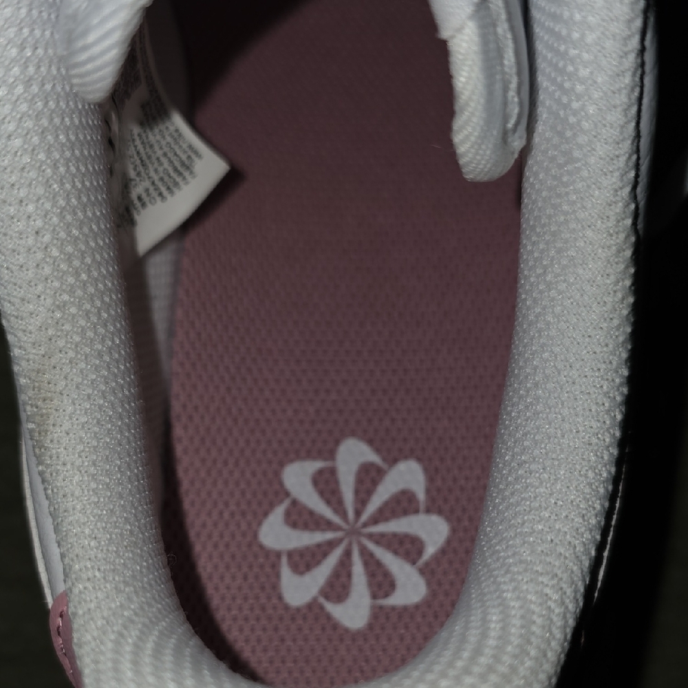 Nike Air Force 1 '07 Next Nature
Women's Shoes - Picture 7 of 11